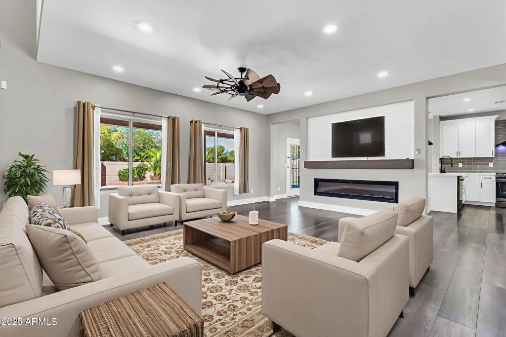 4900 S Springs Drive, Chandler