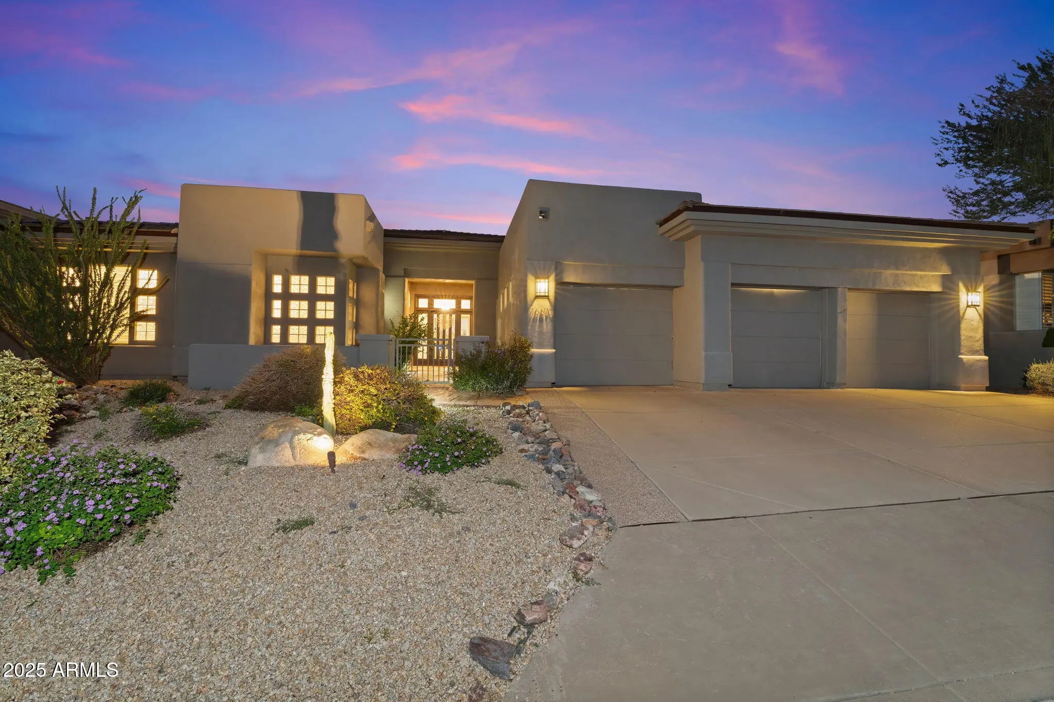 Photo of Listing #6934851