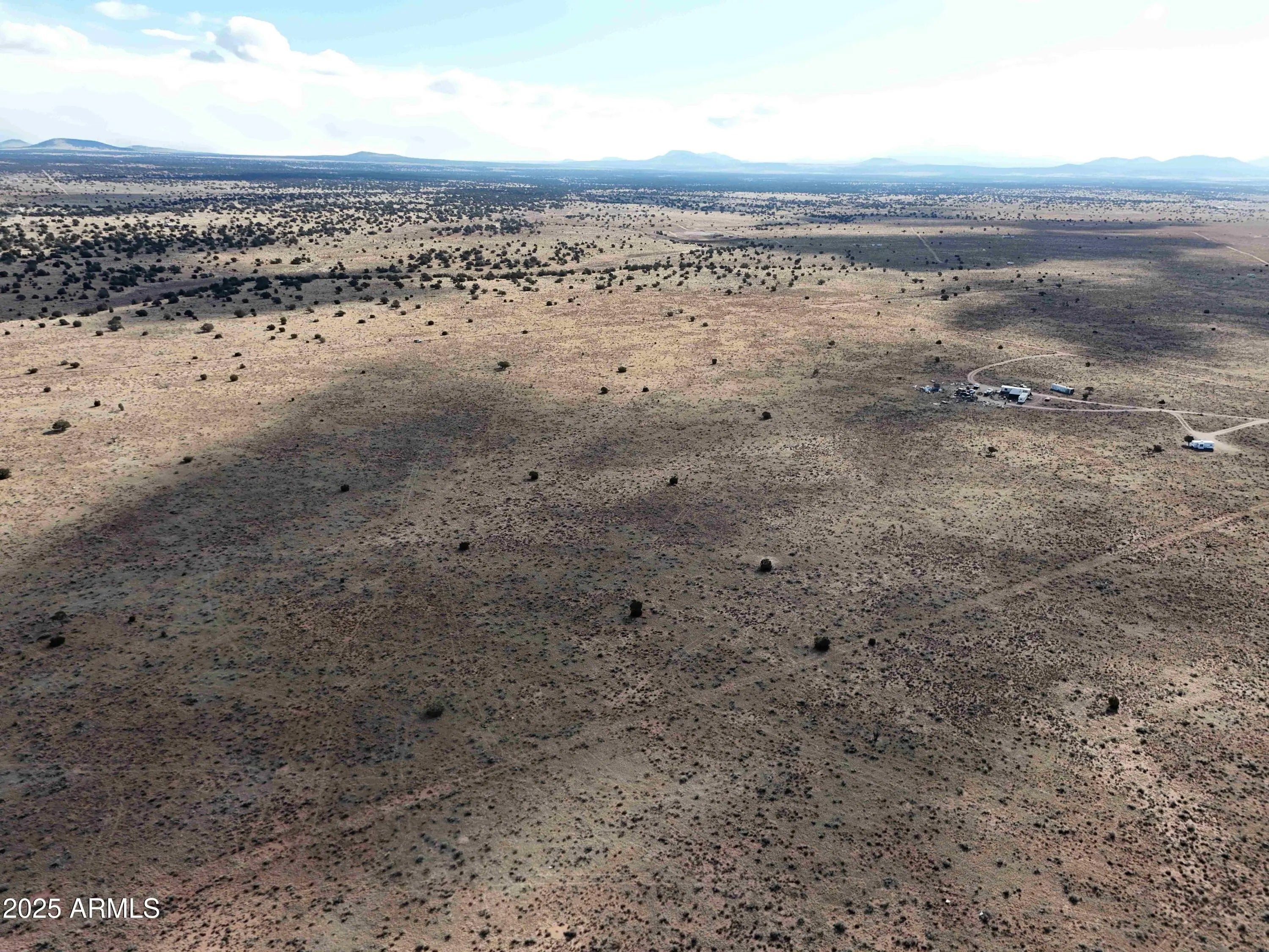 Photo of Listing #6930829