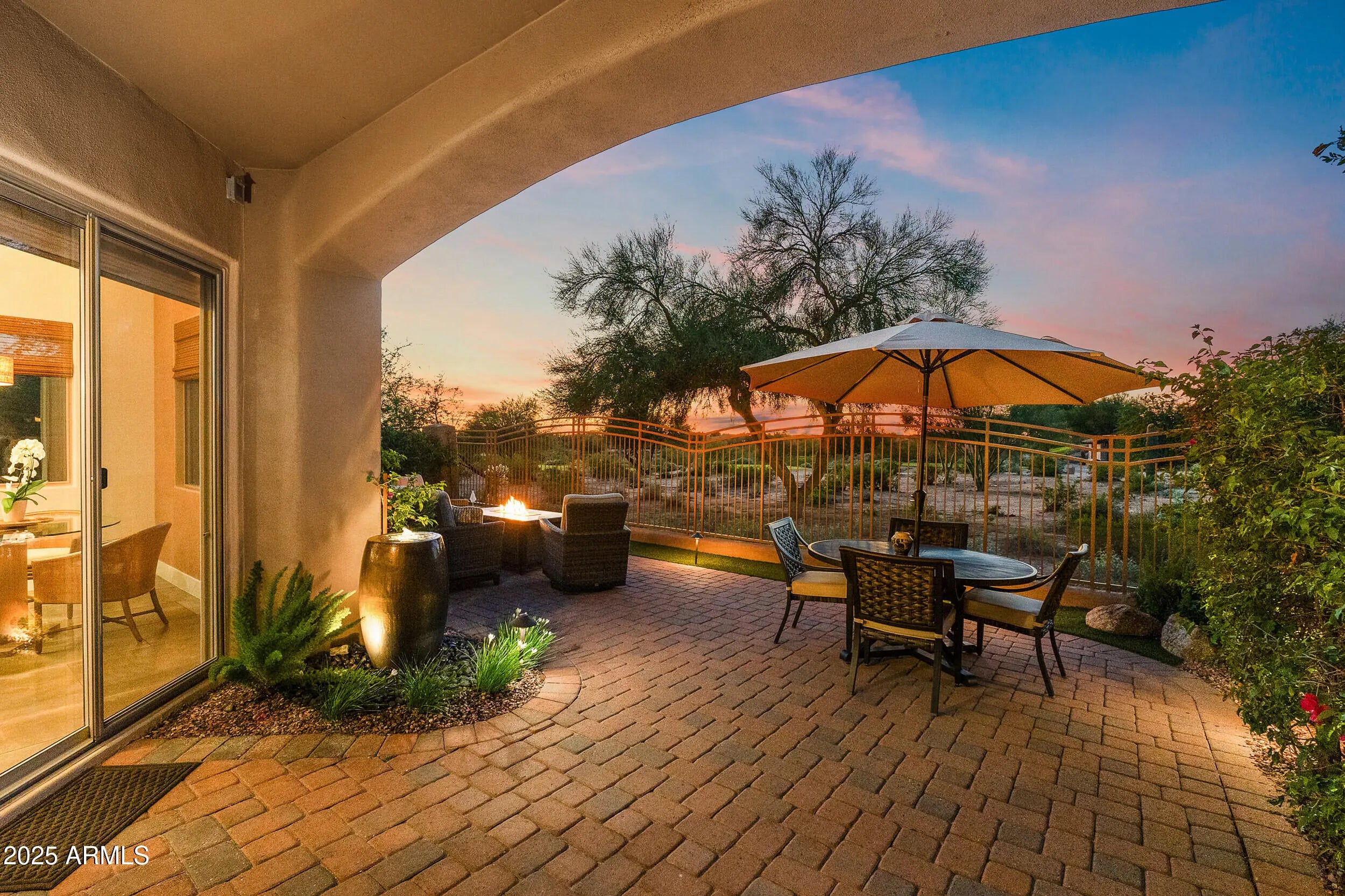 Photo of Listing #6935149