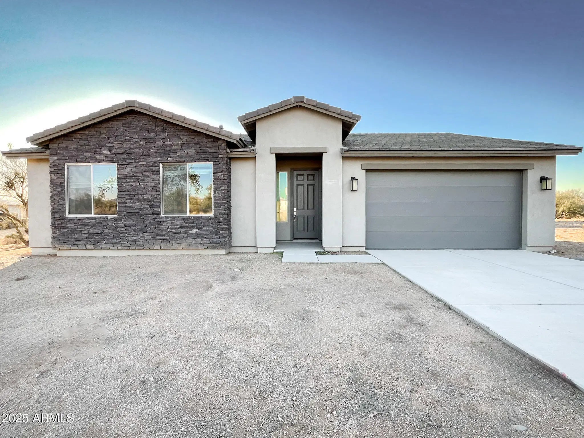 Photo of Listing #6930565