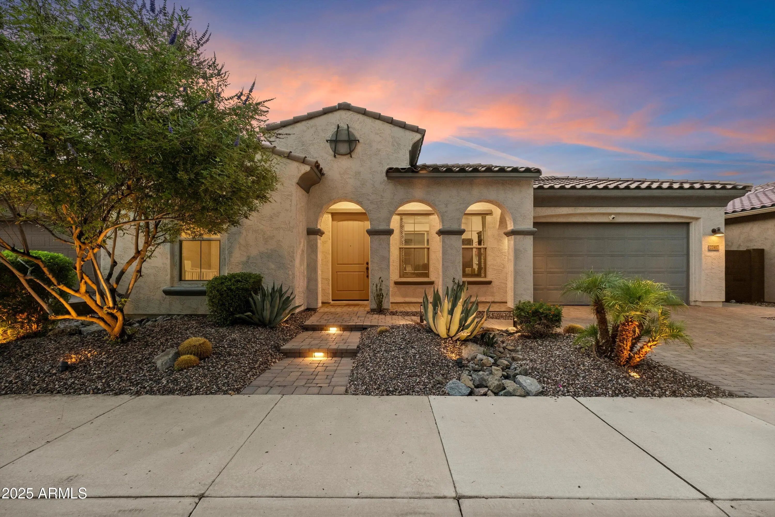 Photo of Listing #6934358