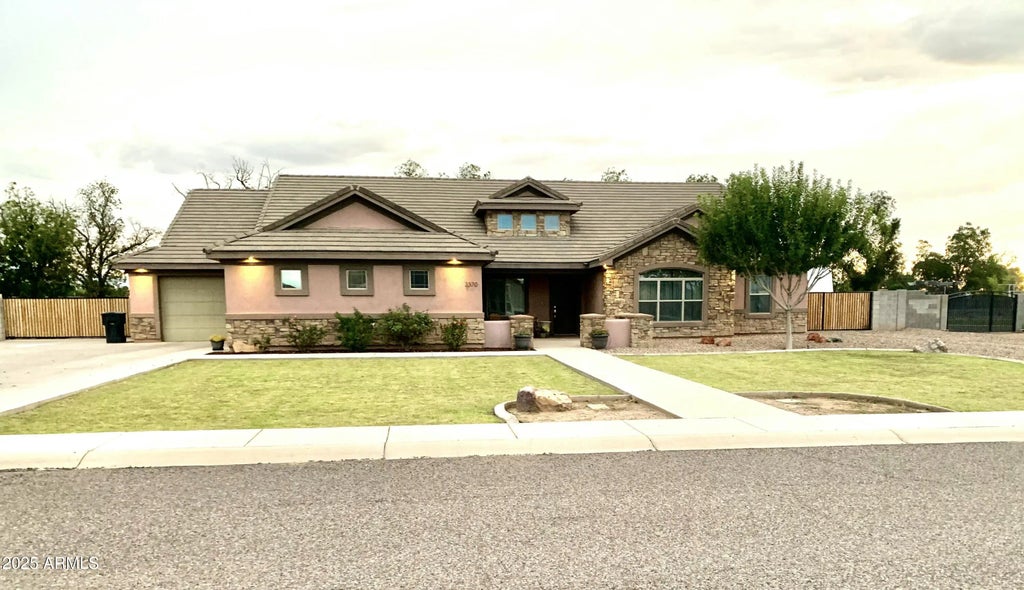 2370 N 52nd Avenue, Central