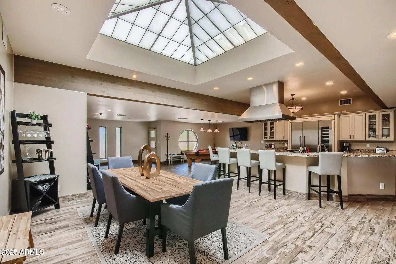 Photo of Listing #6931195