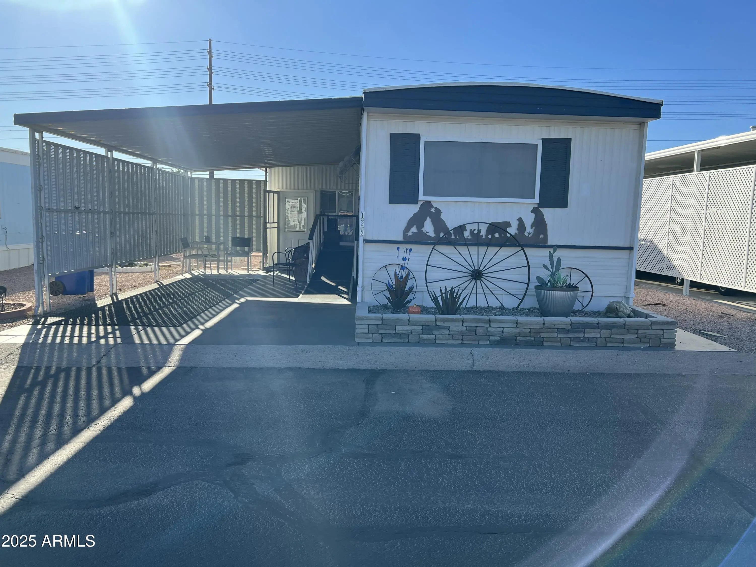 Photo of Listing #6931225