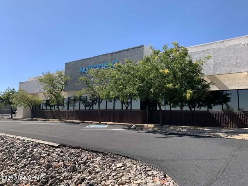 Photo of Listing #6943859