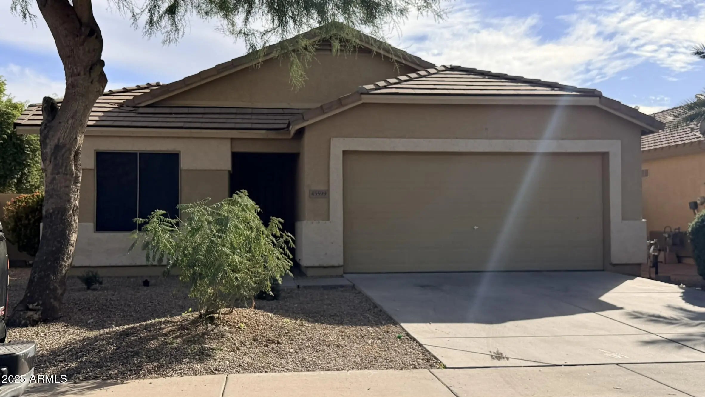 Photo of Listing #6930765