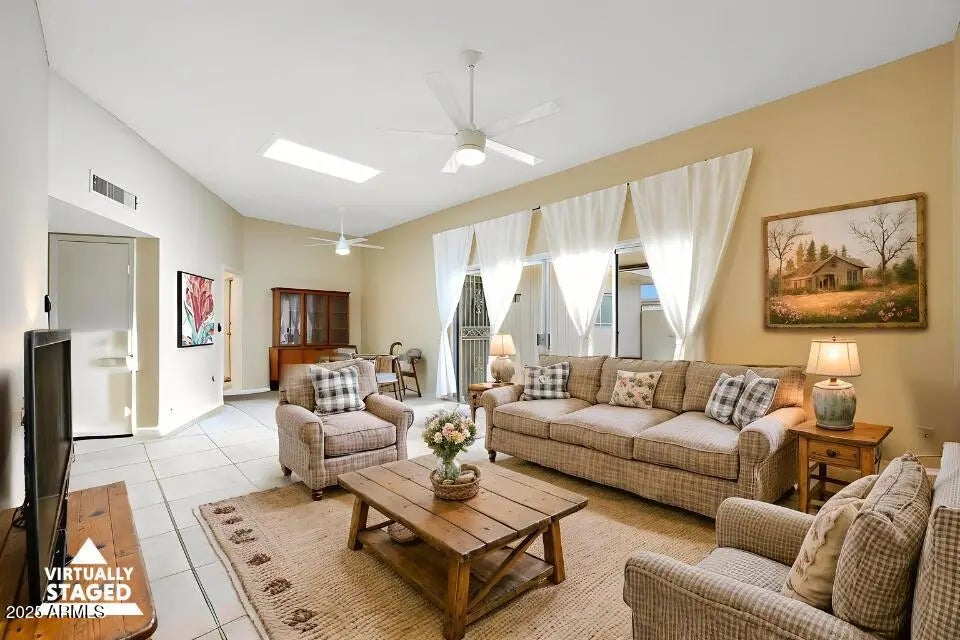 Photo of Listing #6930806