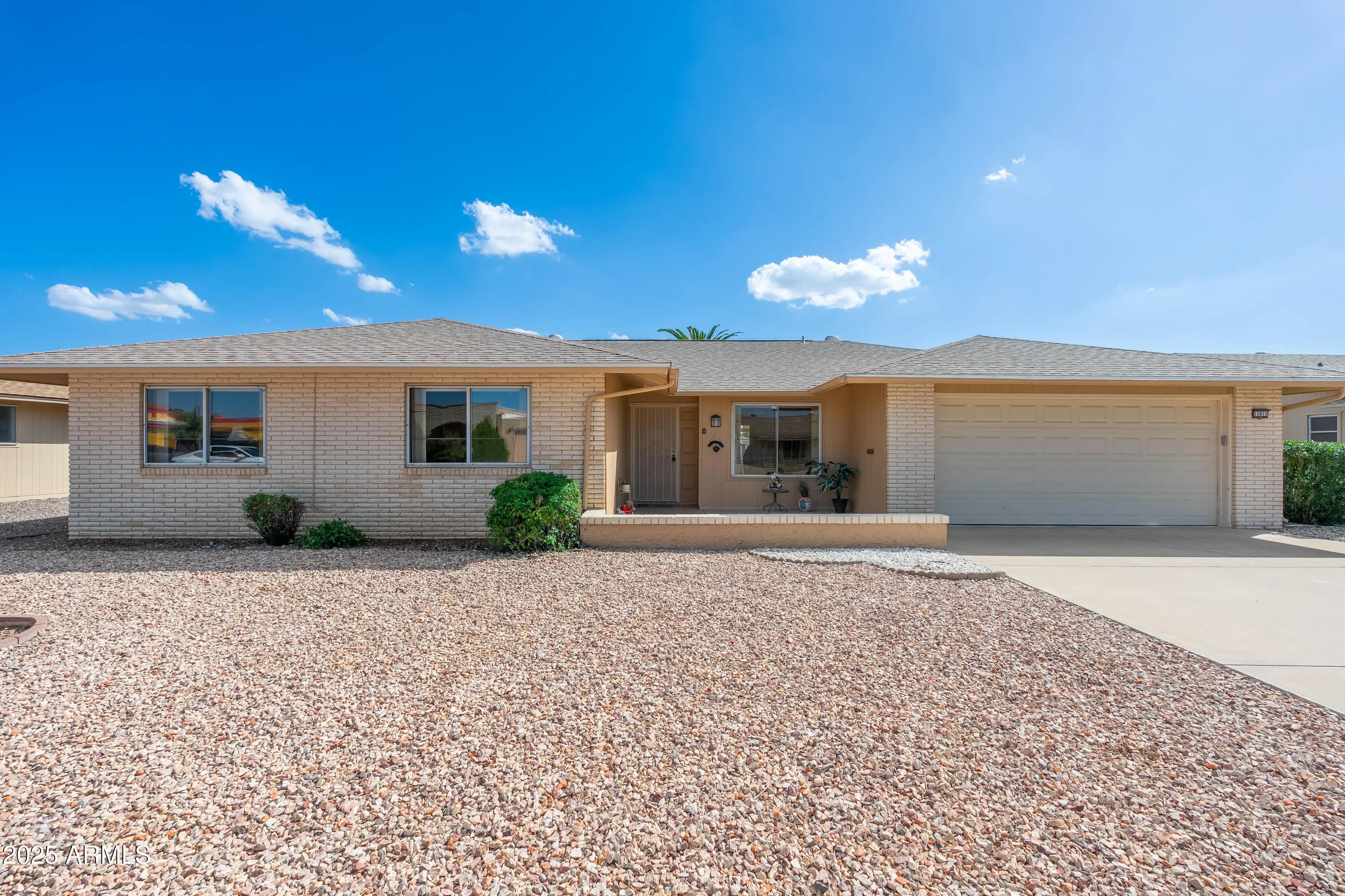 Photo of Listing #6931199