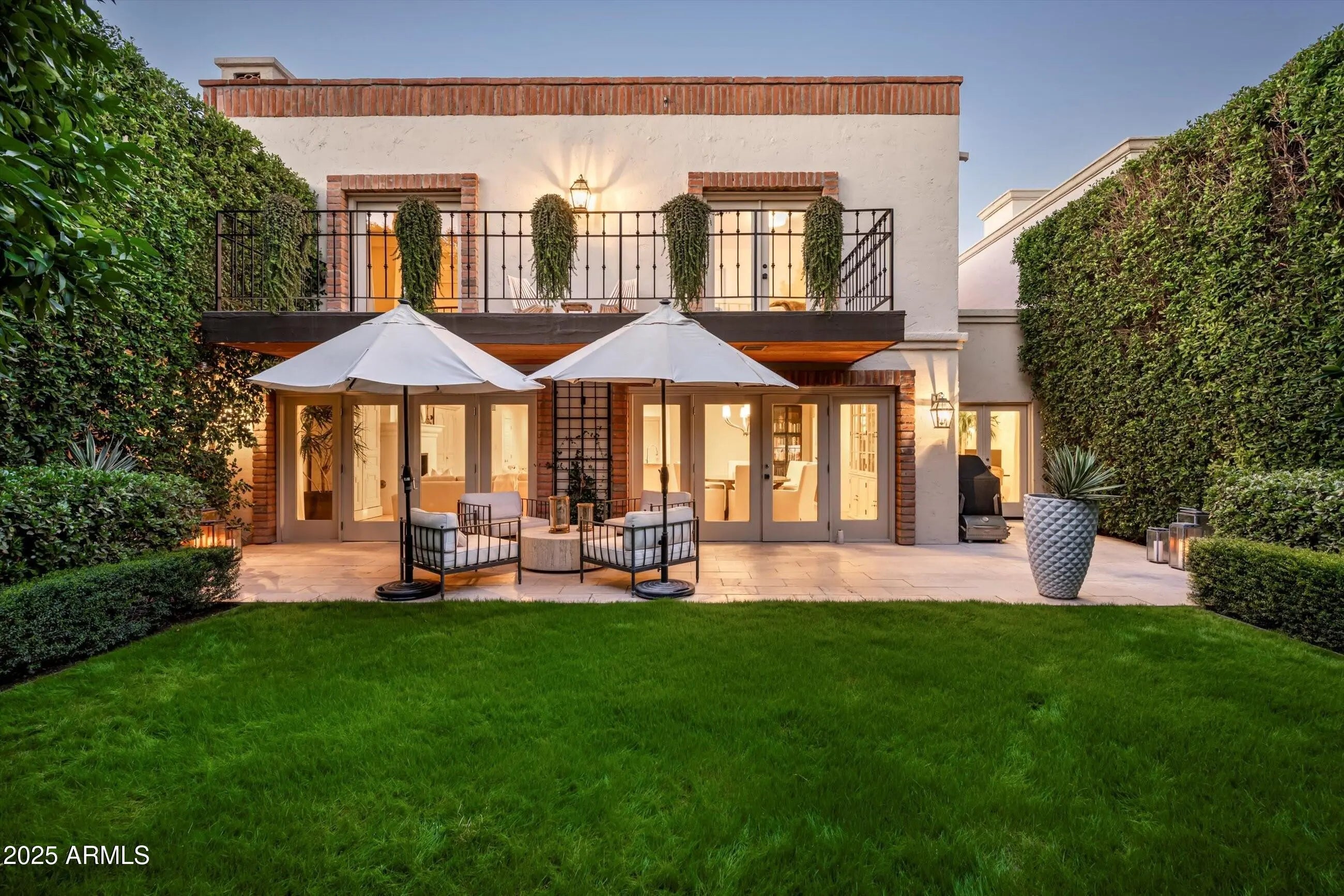 Photo of Listing #6935304