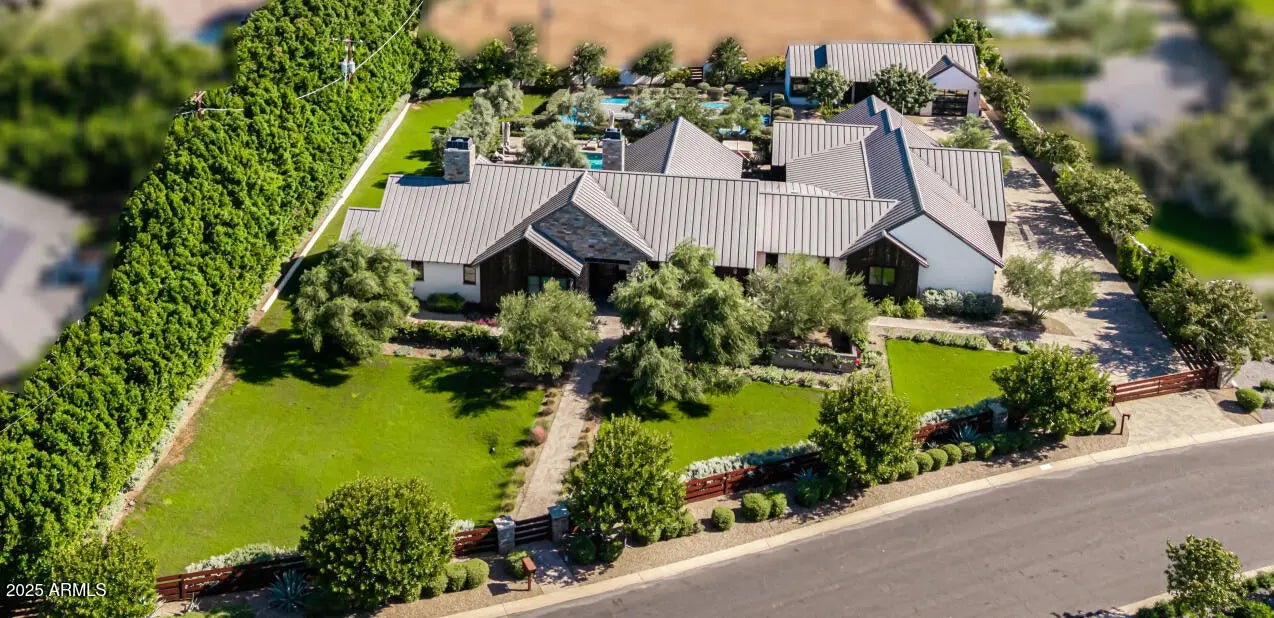 Photo of Listing #6940441