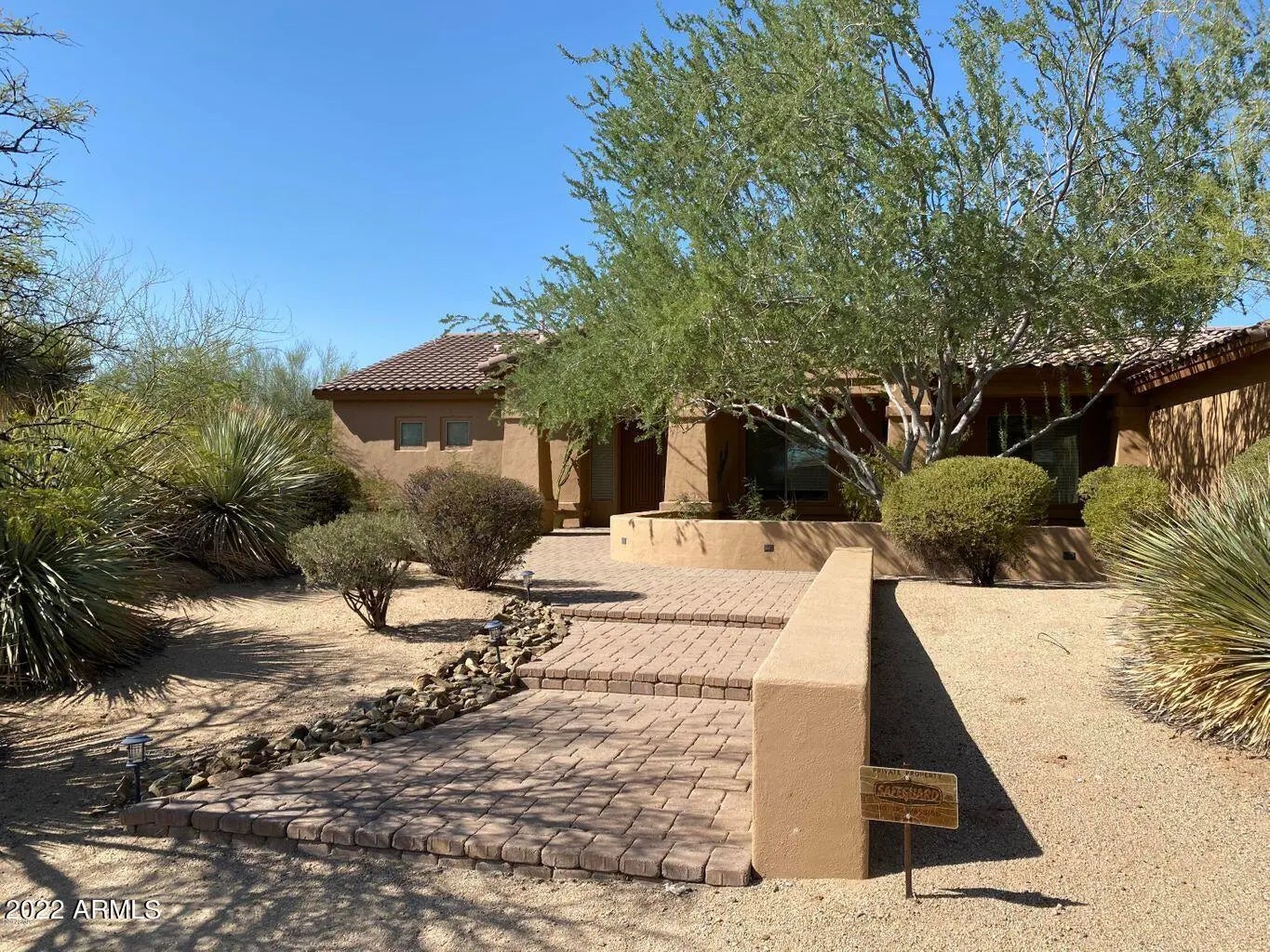 Photo of Listing #6930835