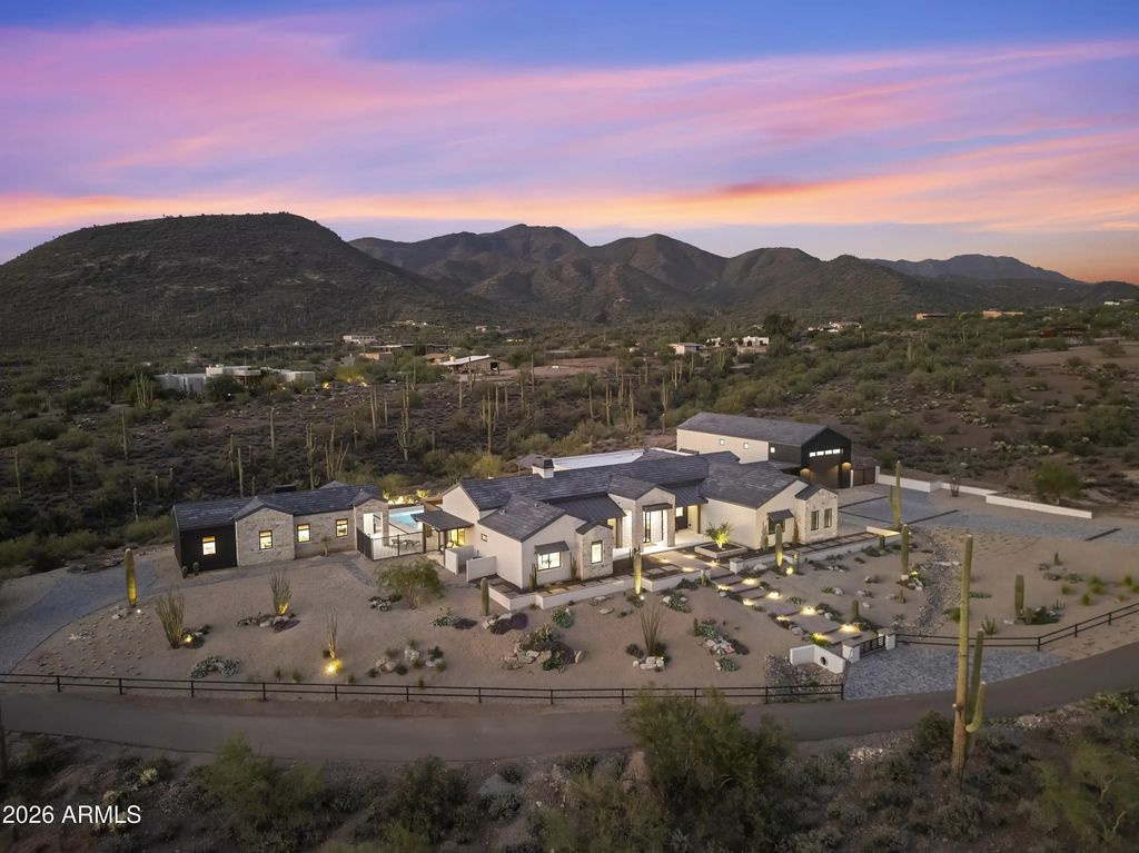 7632 E Grapevine Road, Cave Creek