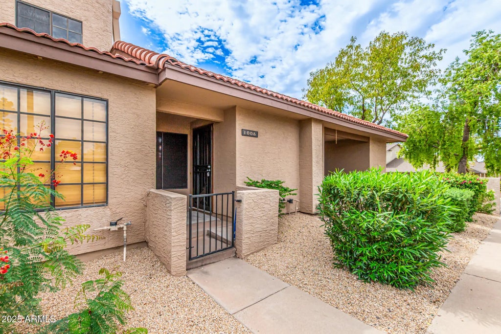 8625 E Belleview Place (unit 1006), Scottsdale