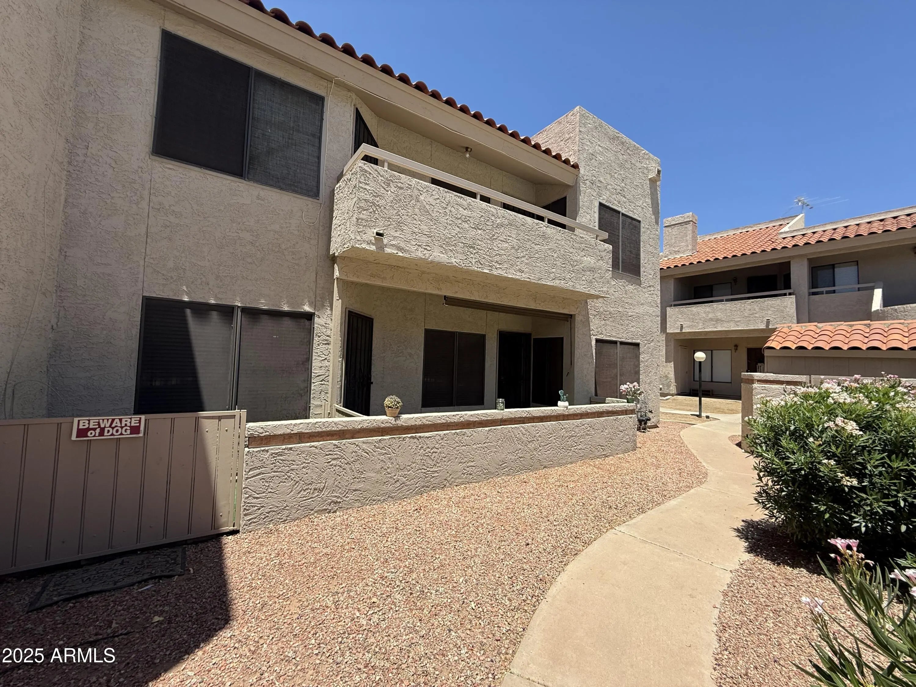 Photo of Listing #6930923