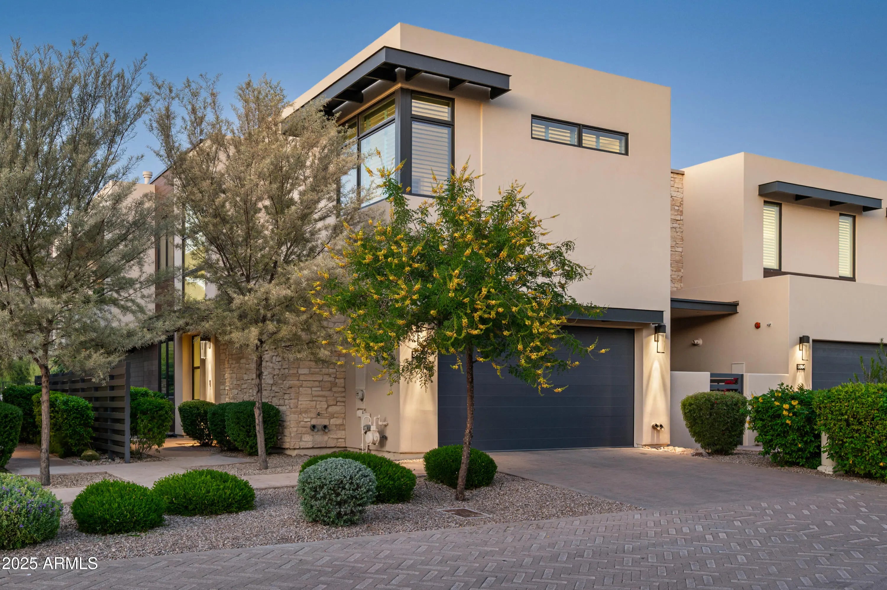 Photo of Listing #6954485