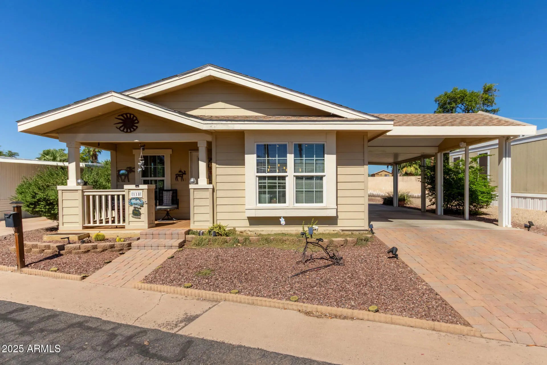 Photo of Listing #6931550