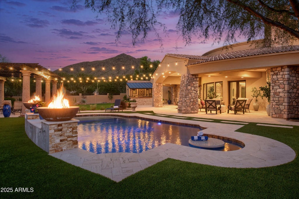 5694 E Canyon Ridge North Drive, Cave Creek