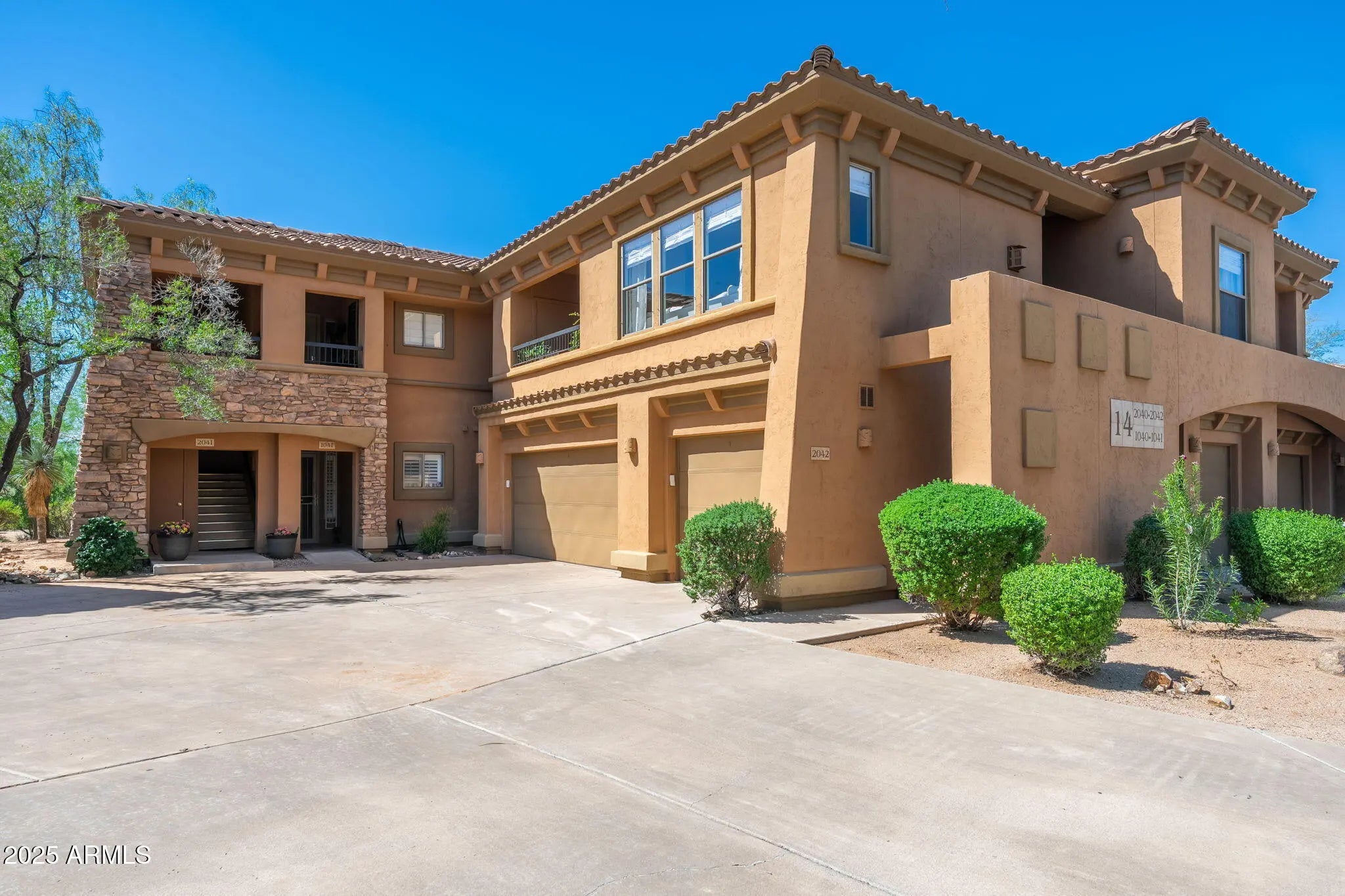 Photo of Listing #6936379