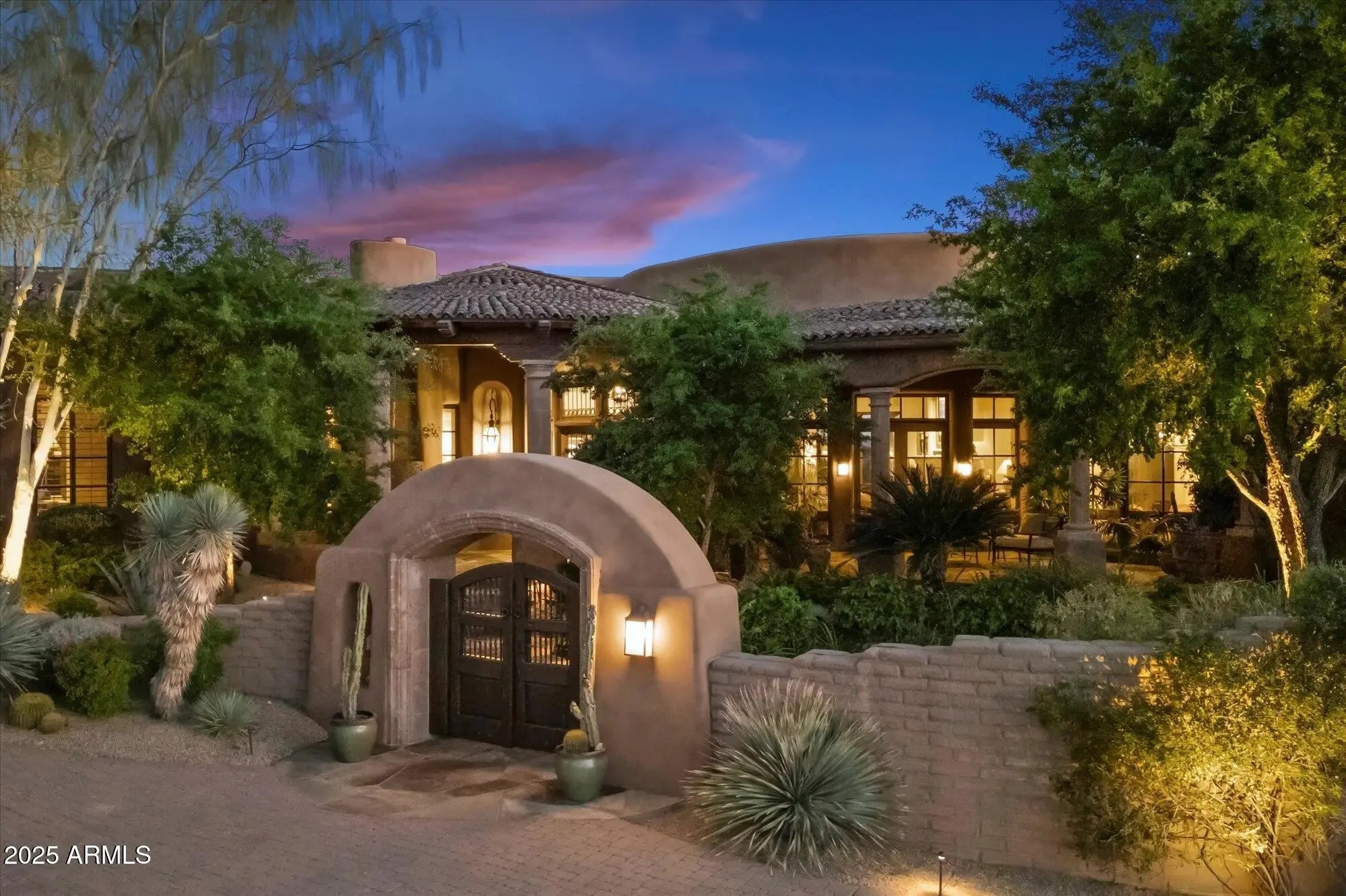 Photo of Listing #6931057