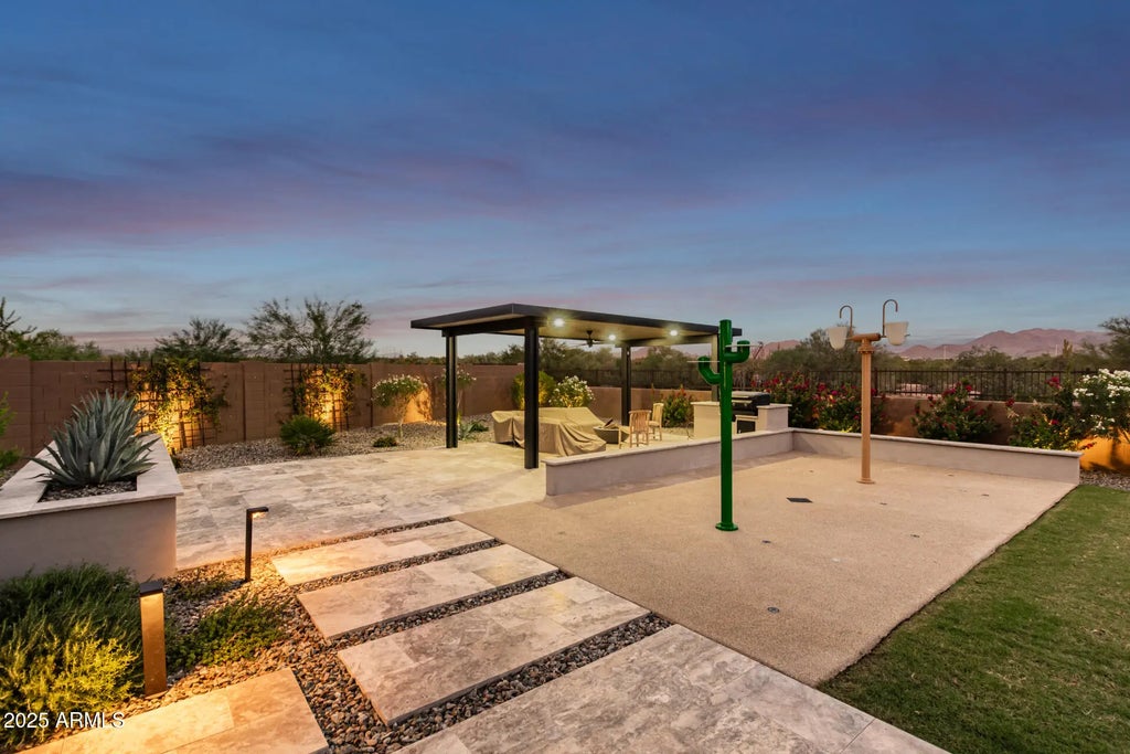 21931 N 62nd Street, Phoenix