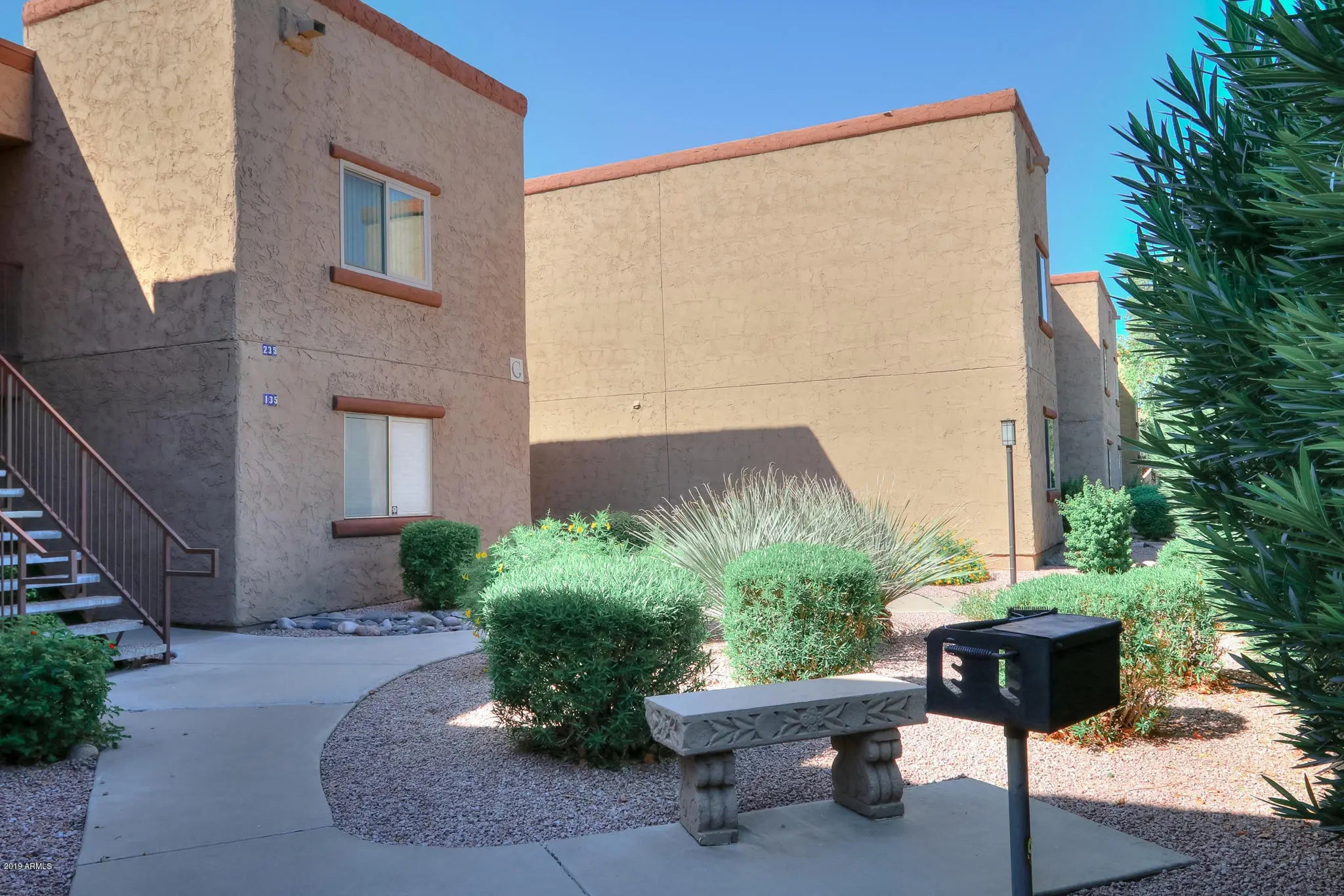 Photo of Listing #6931171