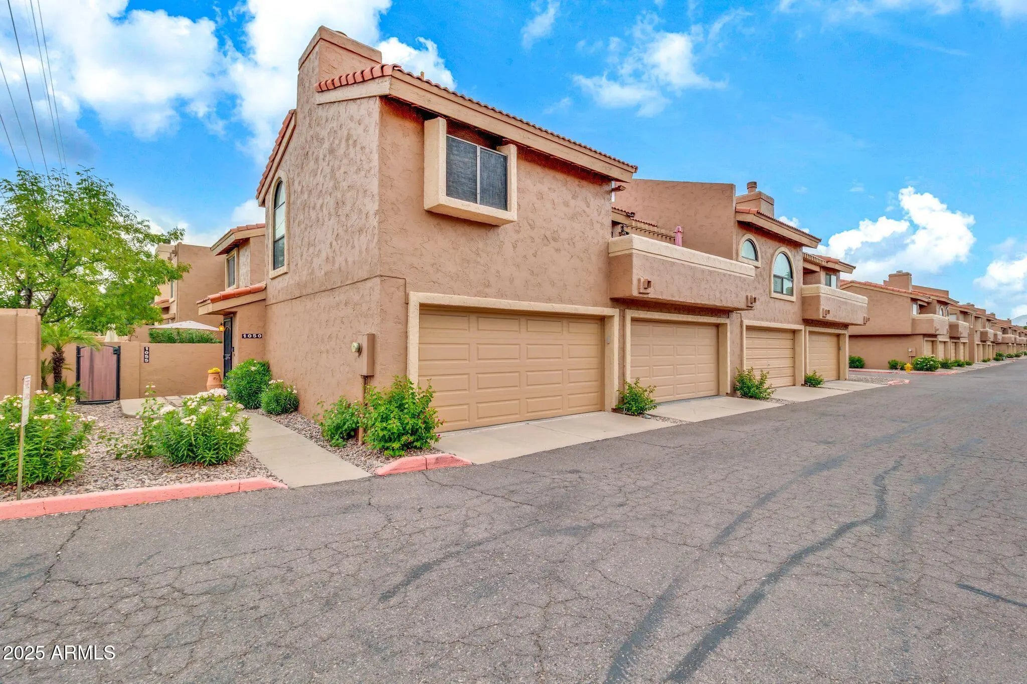 Photo of Listing #6933730