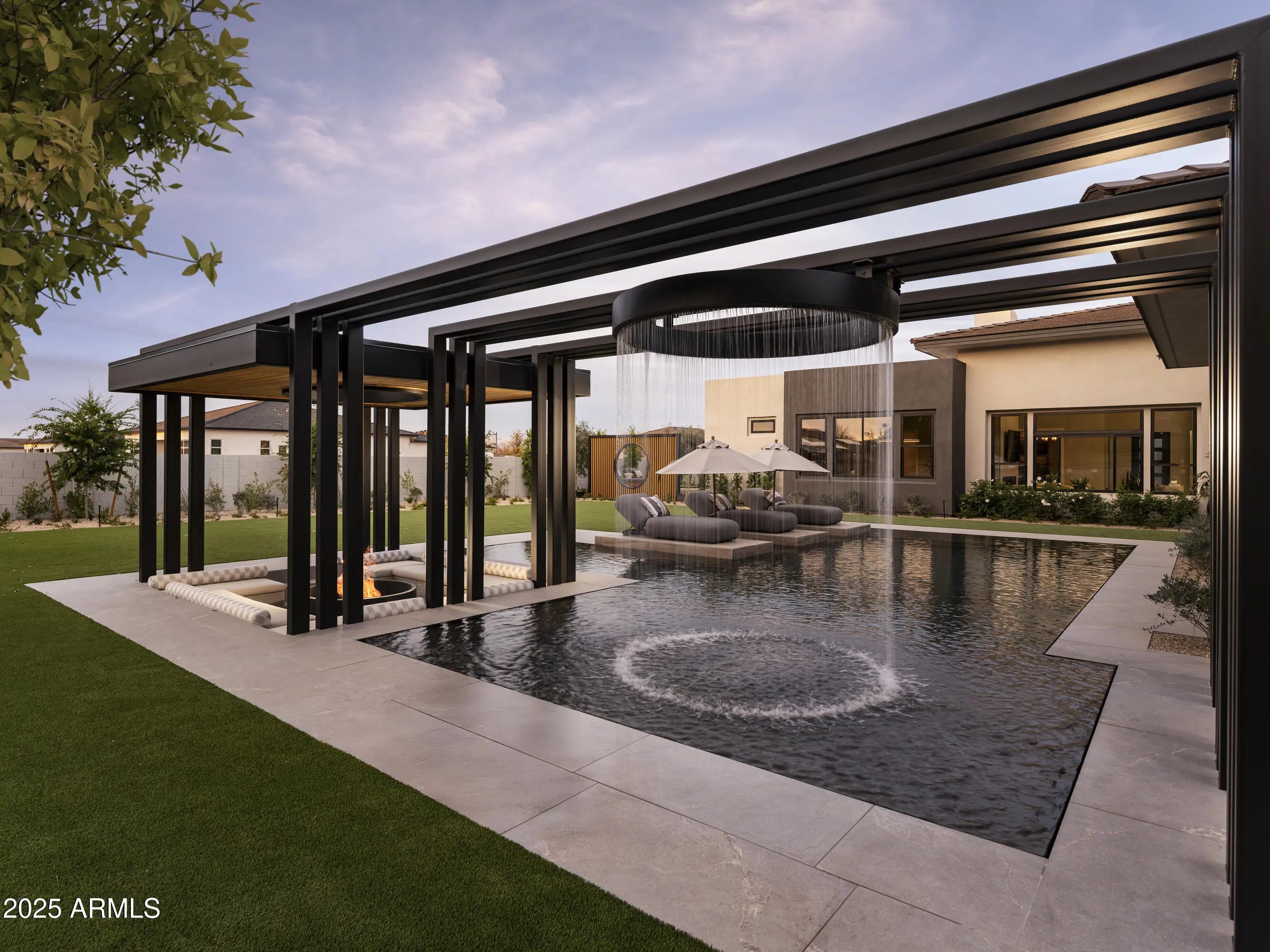 Photo of Listing #6931459