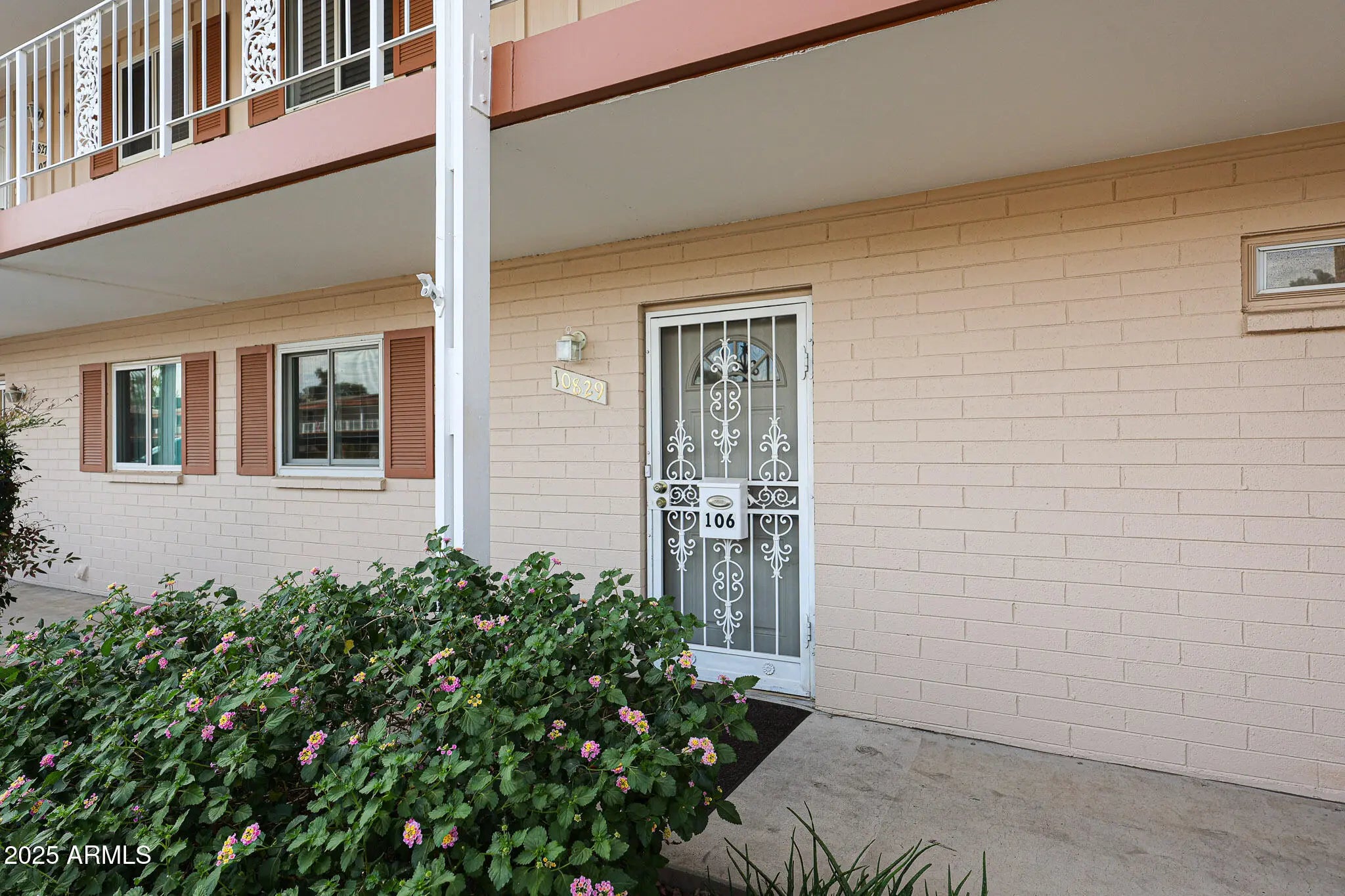 Photo of Listing #6934297