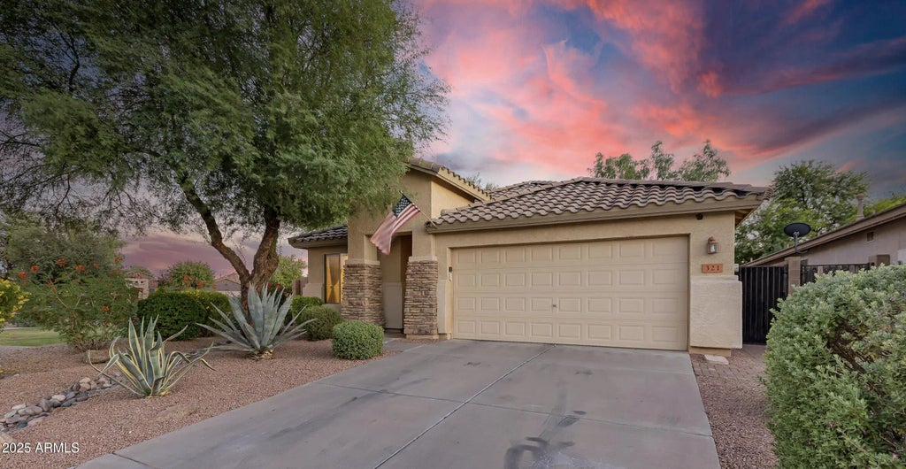 321 W Dexter Way, San Tan Valley