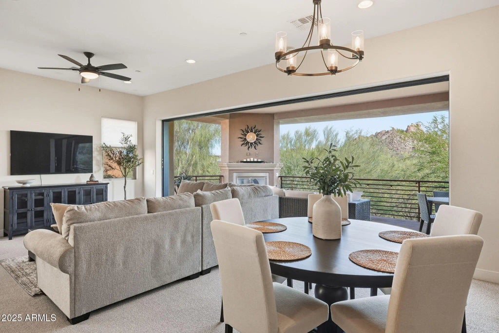 27000 N Alma School Parkway (unit 2019), Scottsdale