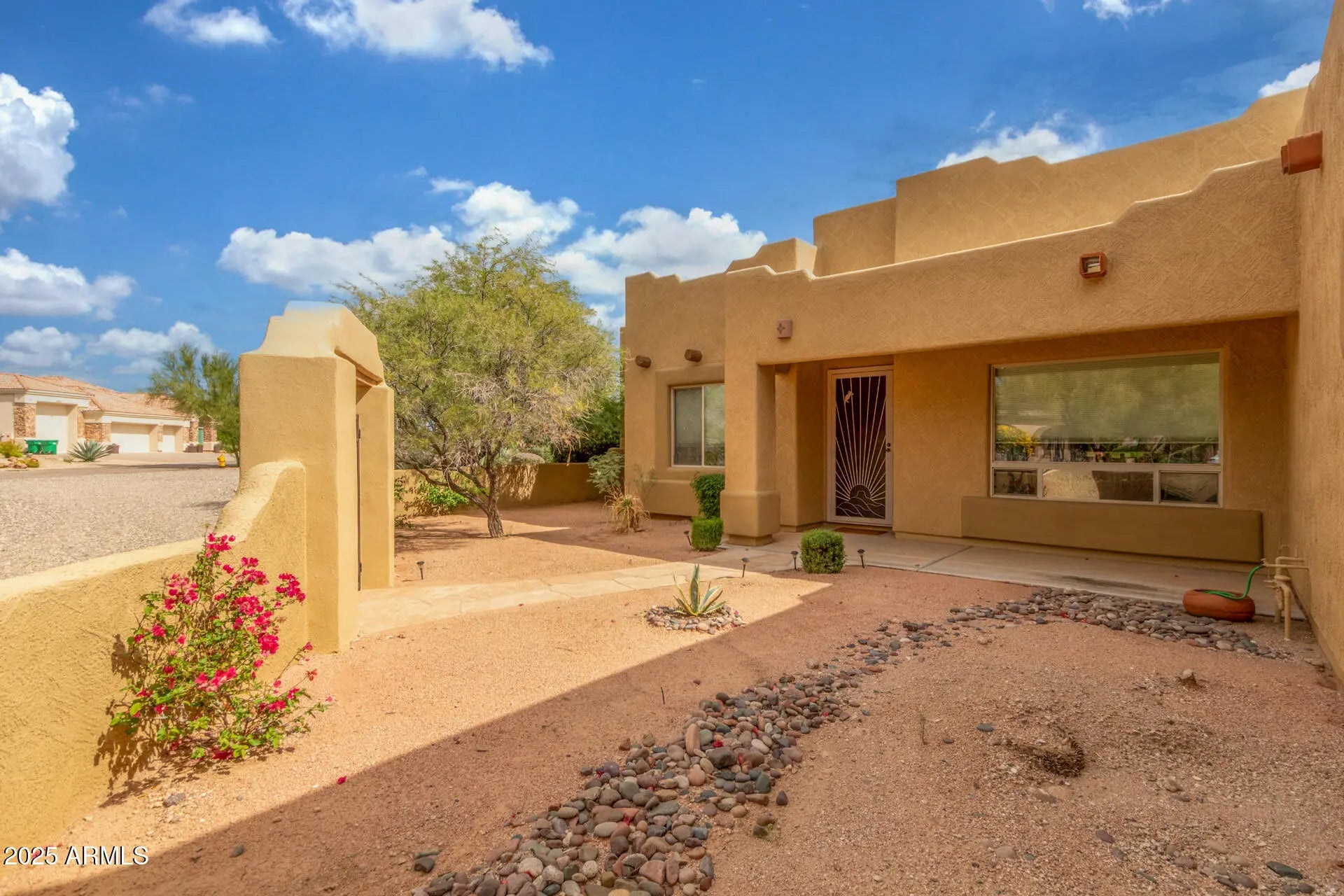 Photo of Listing #6933509