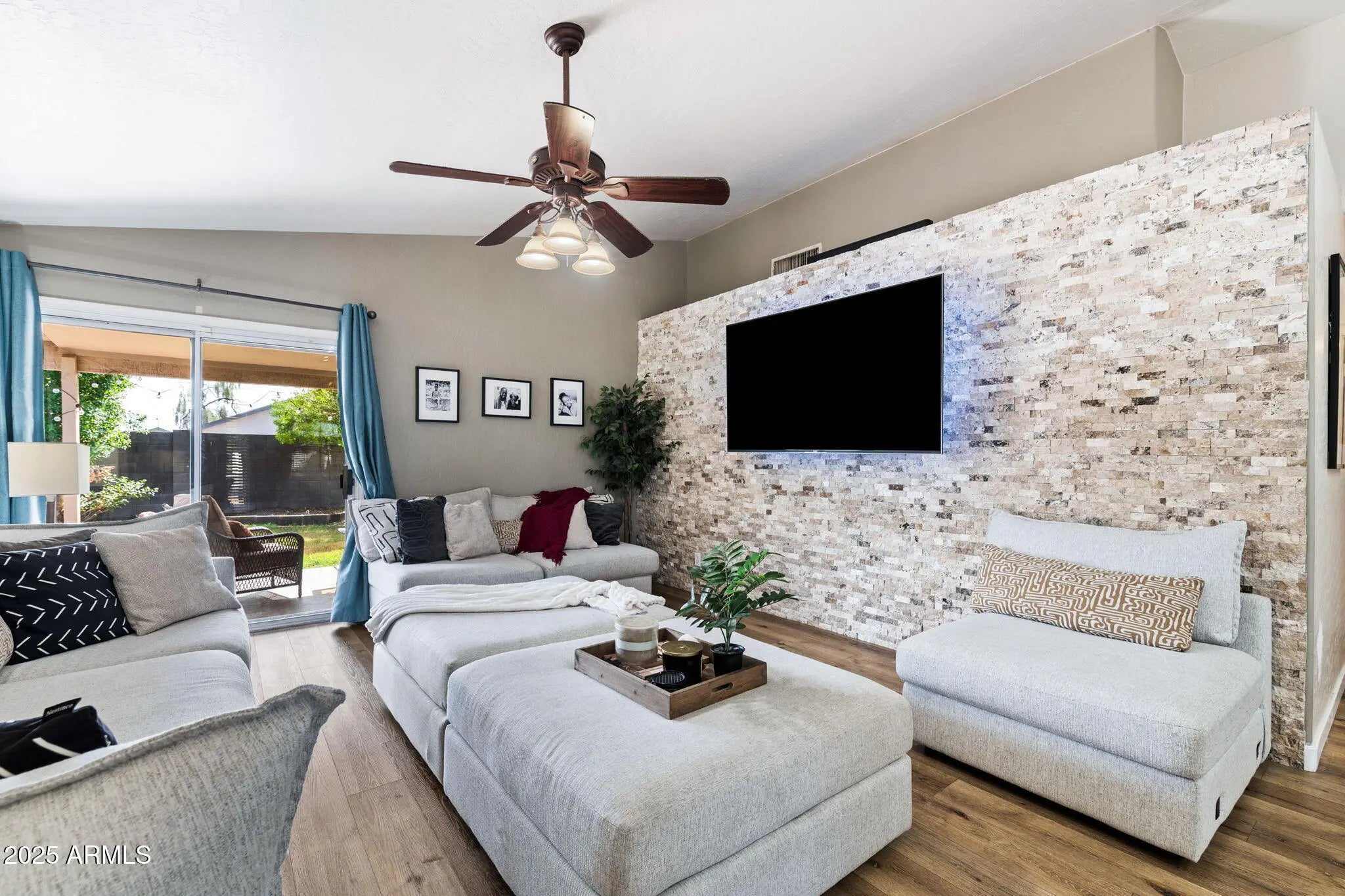 Photo of Listing #6931576