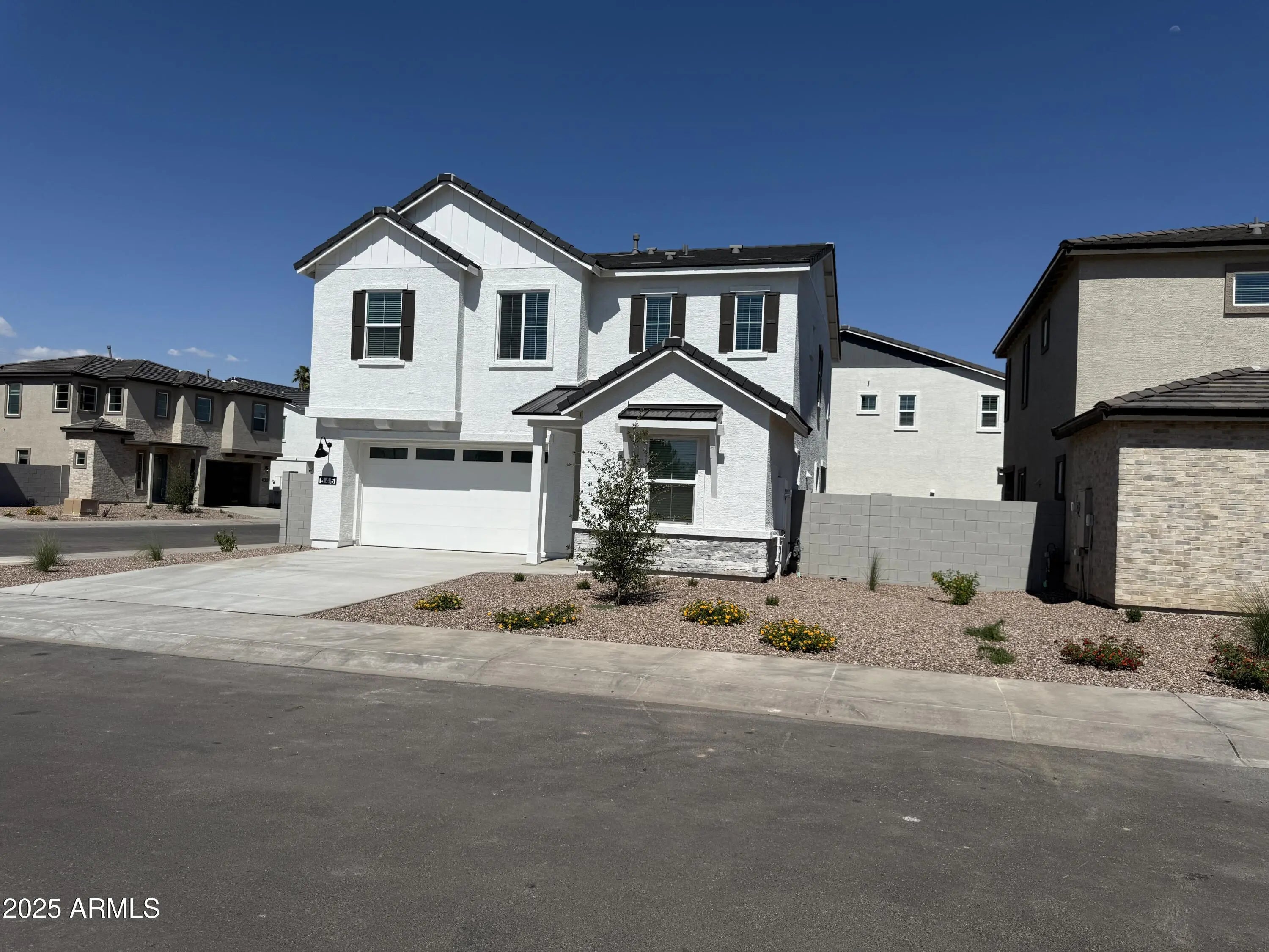 Photo of Listing #6931551