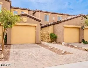 250 W Queen Creek Road (unit 106), Chandler