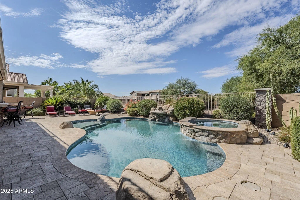 20786 N Donithan Way, Maricopa