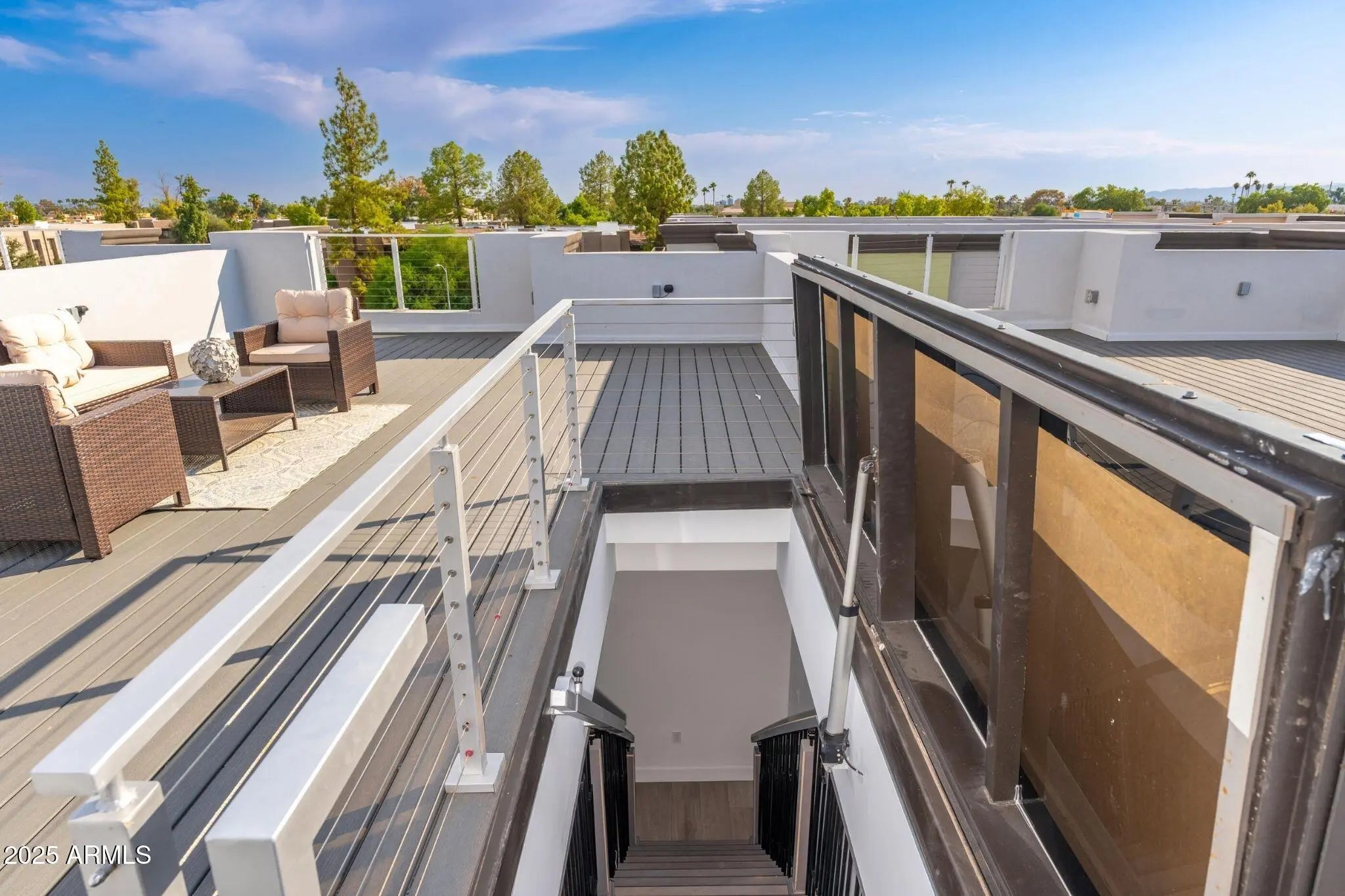 Photo of Listing #6933458