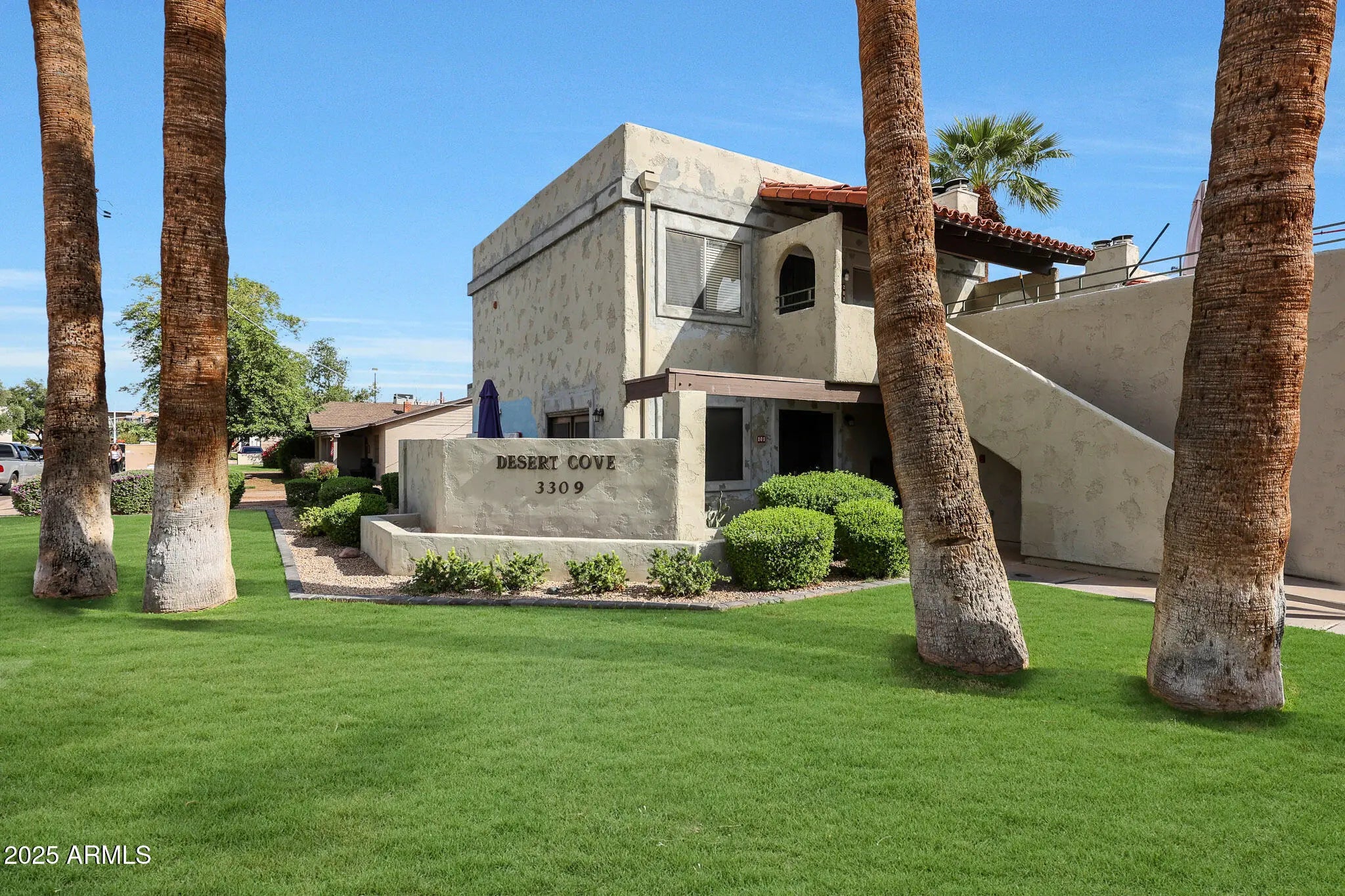 Photo of Listing #6933463