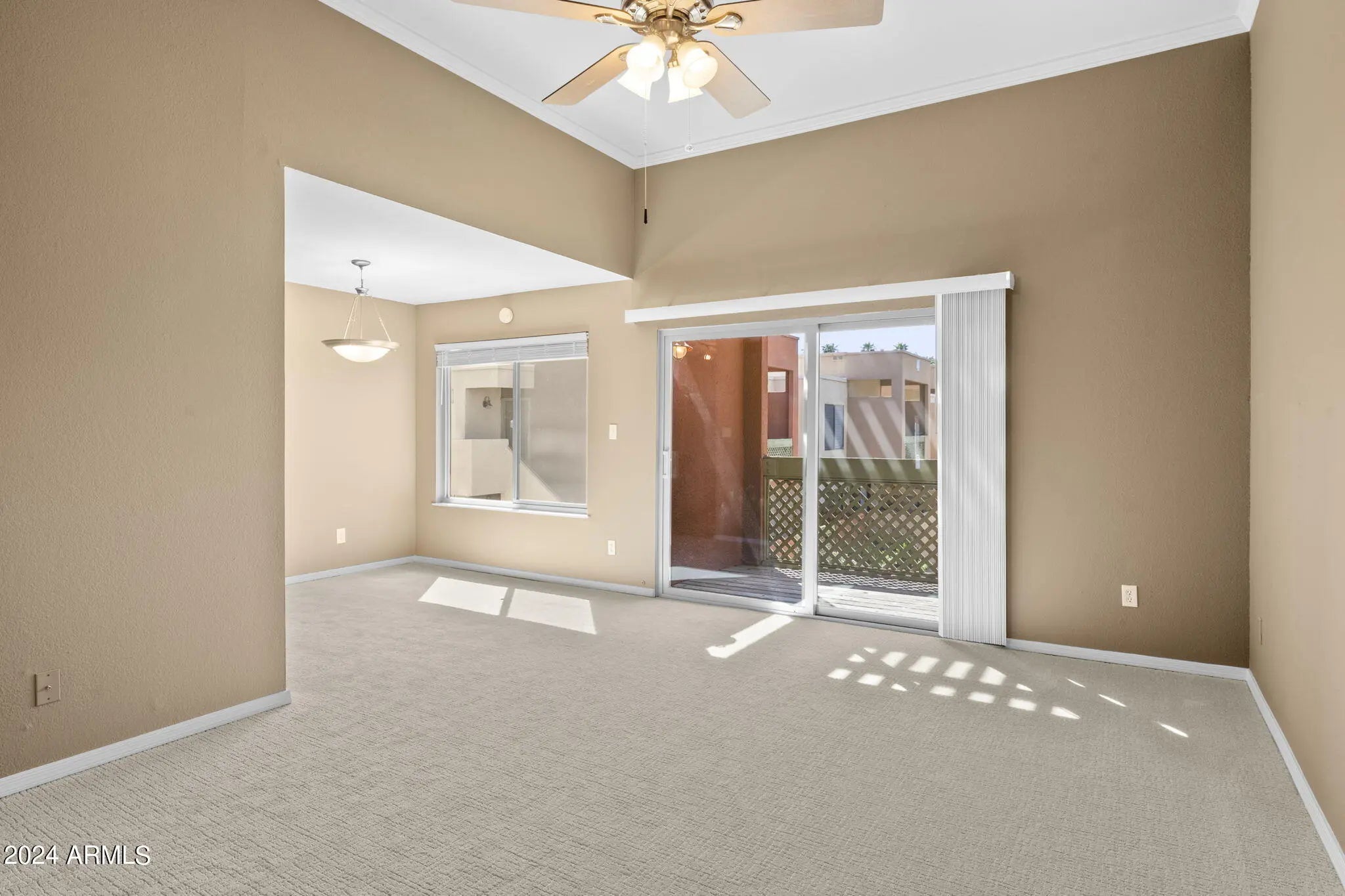 Photo of Listing #6931730