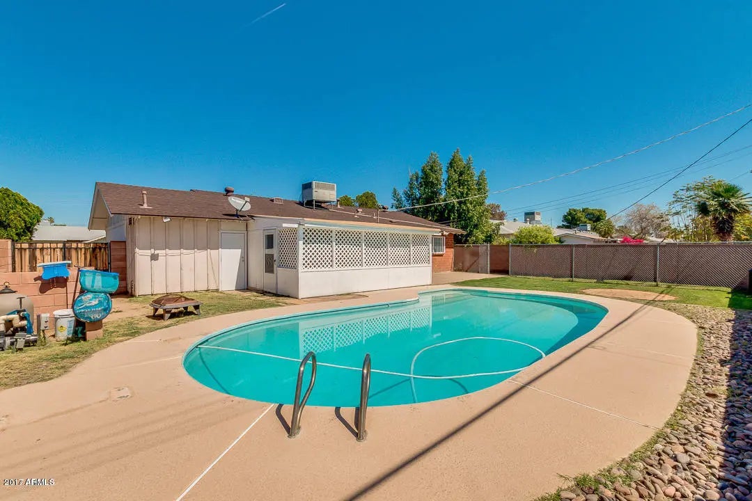 Photo of Listing #6931745