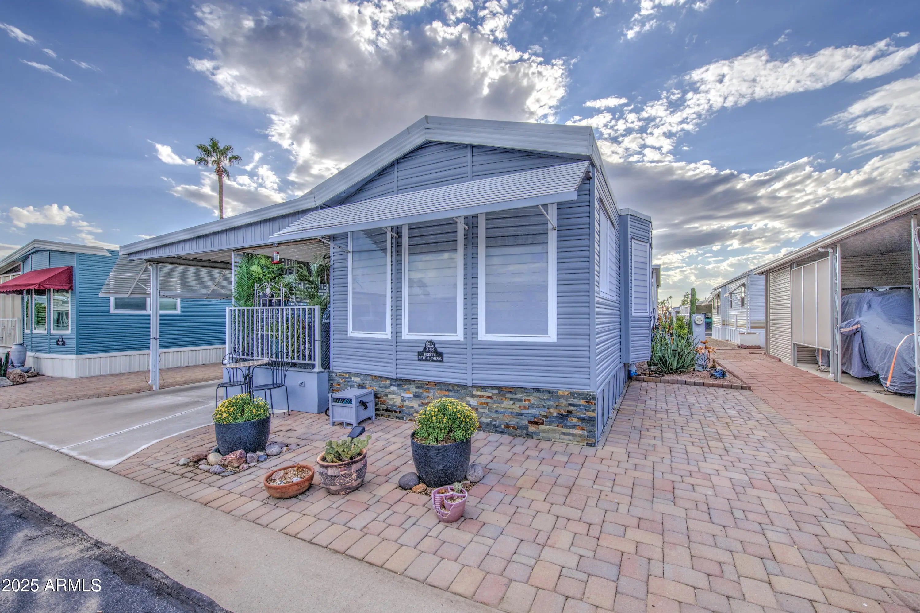 Photo of Listing #6931849