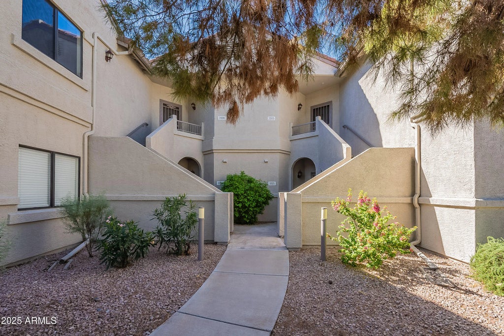 9455 E Raintree Drive (unit 1005), Scottsdale