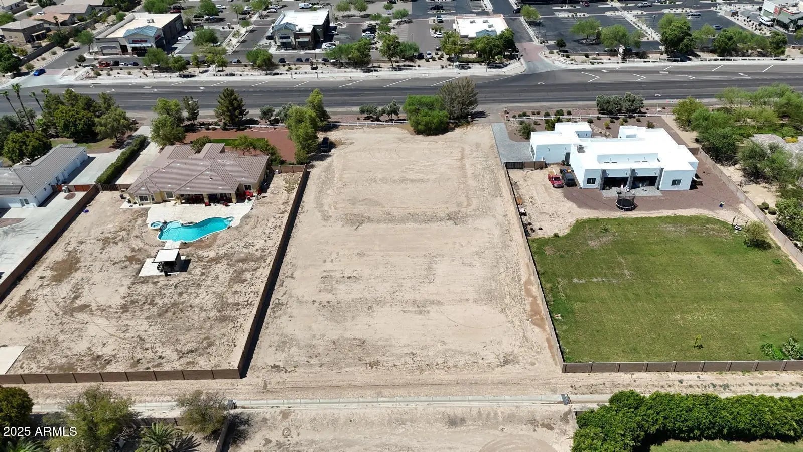 Photo of Listing #6931915