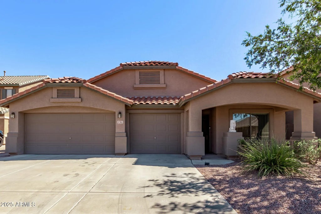 21765 N Backus Drive, Maricopa