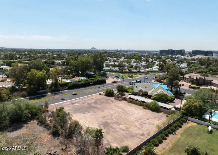 Photo of Listing #6935143