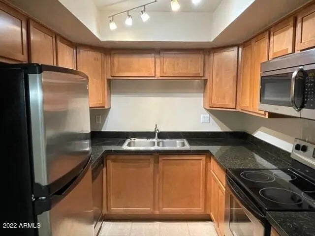 Photo of Listing #6933188