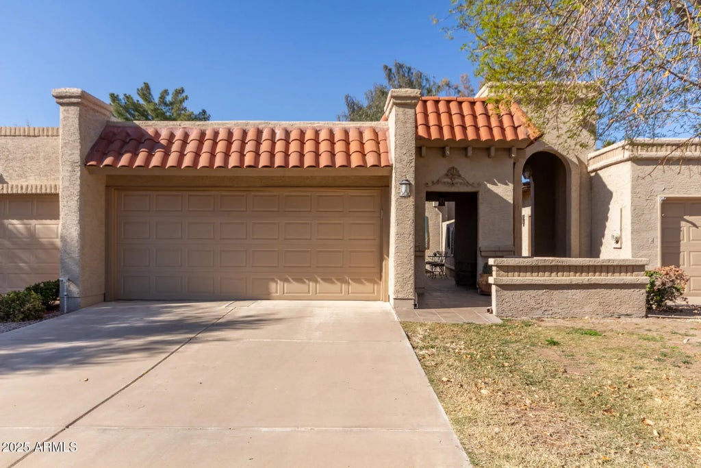 25244 S Saddletree Drive, Sun Lakes