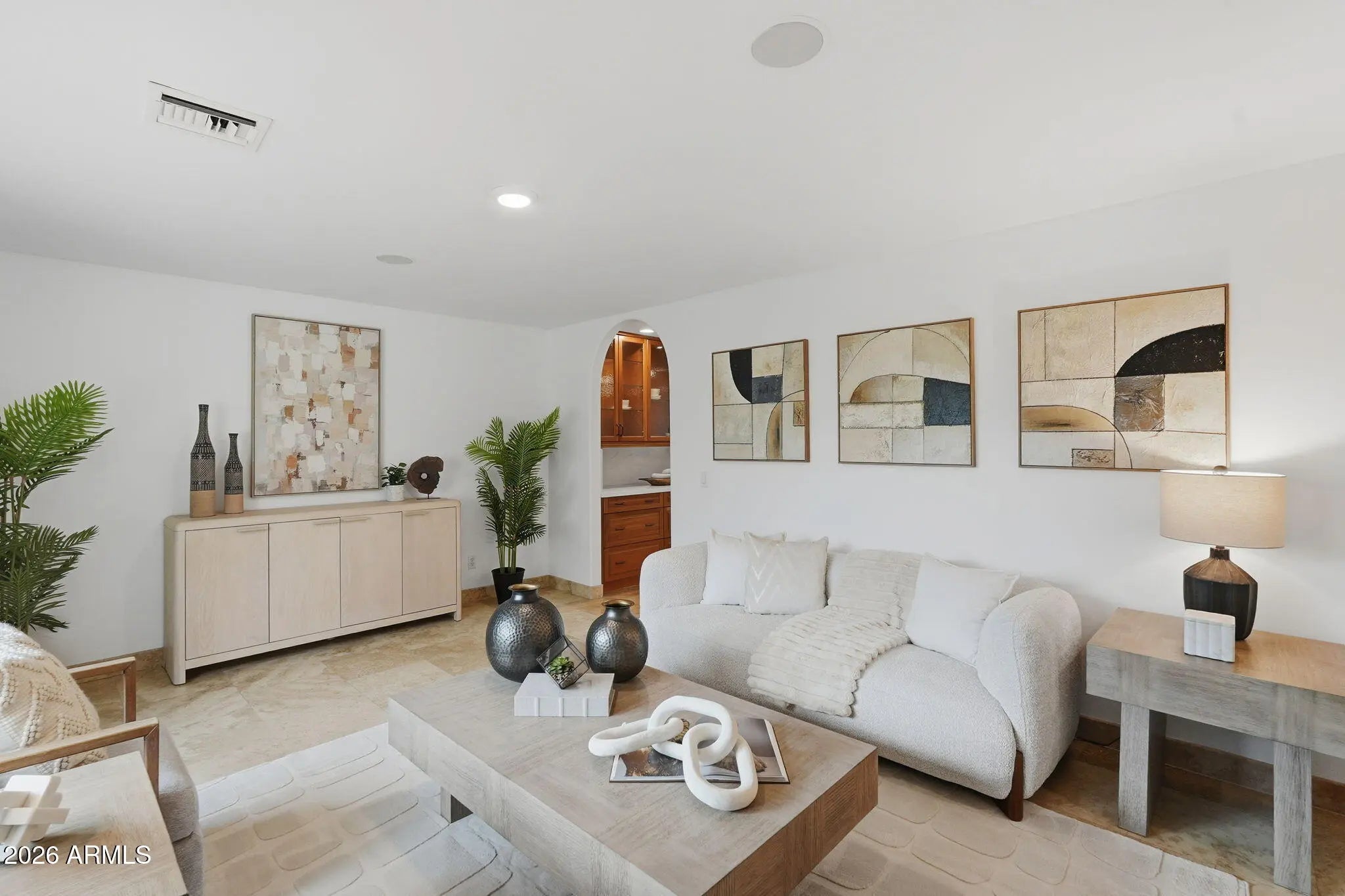 Photo of Listing #6932212