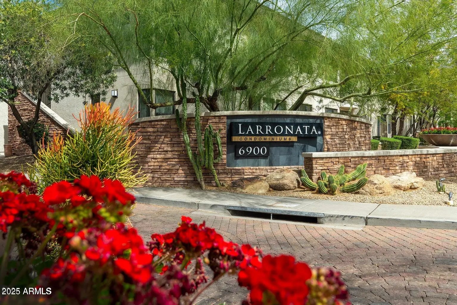 Photo of Listing #6933586