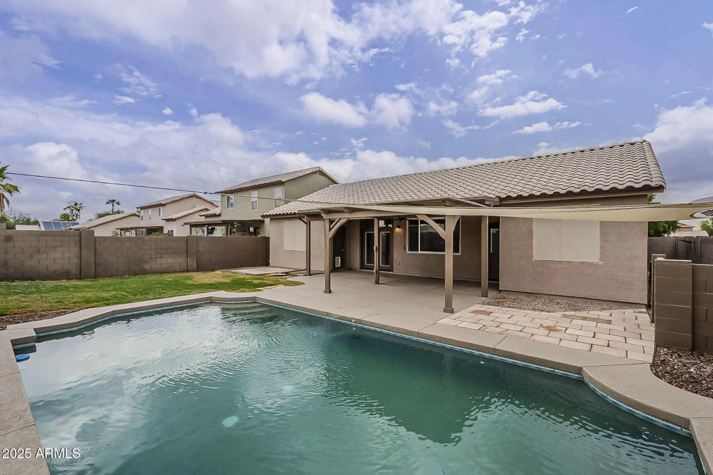 16244 W Desert Bloom Street, Goodyear